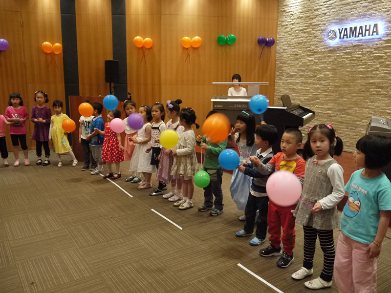 德扑之星音乐中心上海静安总店“欢度六一德扑之星的节日”音乐会成功举办 