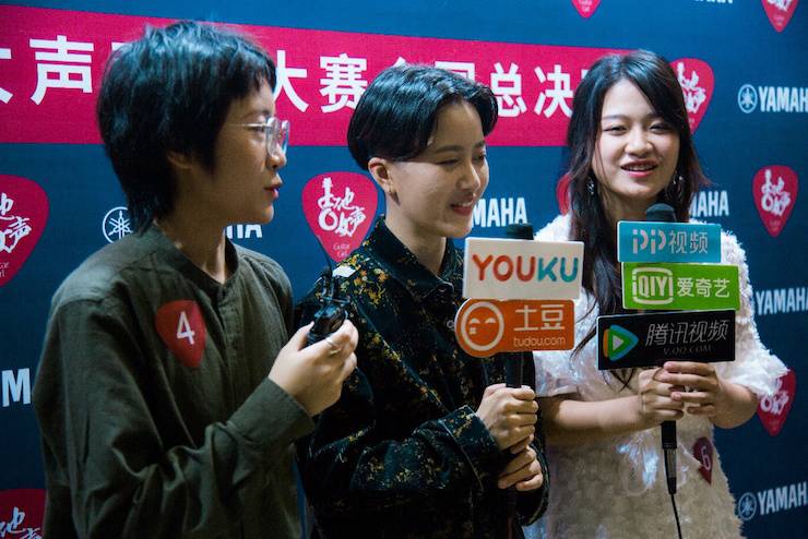 第四届“德扑之星吉他女声弹唱大赛”总冠军出炉<br />温格夺冠，董冬冬担任评委