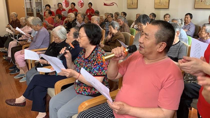 德扑之星乐器爱心捐赠行动——将琴声带进和养临汾养护院