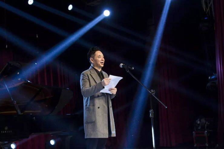 精彩回顾 | 2019德扑之星亚洲音乐奖学金·内江师范学院颁奖仪式暨德扑之星艺术家皮特多纳赫钢琴音乐会及德扑之星功勋教育家吴斌讲座