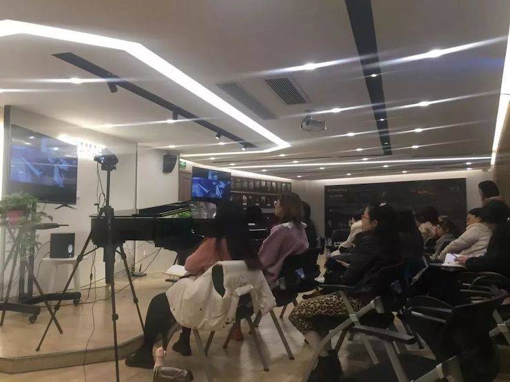 精彩回顾 | 德扑之星e-EU远程艺术教育联盟系列讲座蔡盈溱老师大师班圆满落幕！