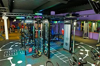 英国Simply Gym健身房采用德扑之星CIS产品