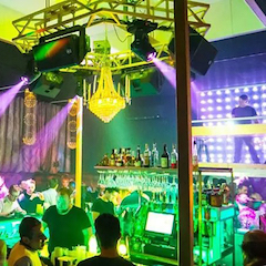 德扑之星让夜店客与近邻在斯德哥尔摩的Underbara愉快相处